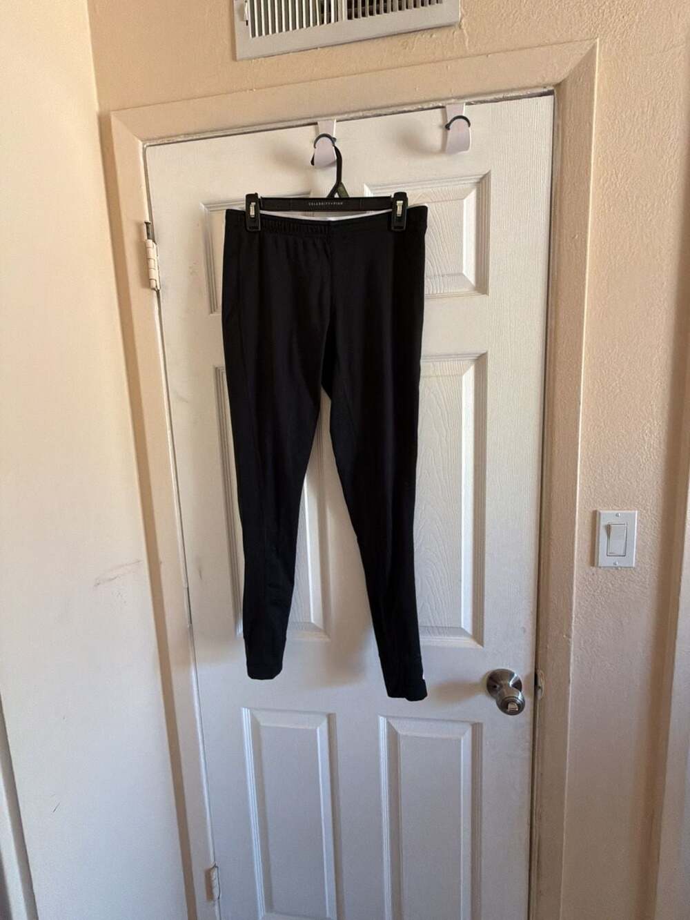 Nike Black Athletic Leggings Tights With White Swoosh Logo Cuffs